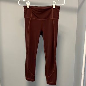 Athleta cropped legging. Capri length